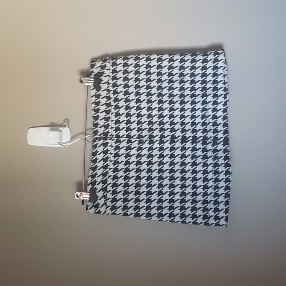 Mini skirt - Picture 2 of 5